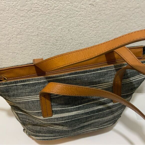 Fossil Madison Black Striped Canvas Tote Bag Purse Hand Bag top zip - Picture 6 of 12
